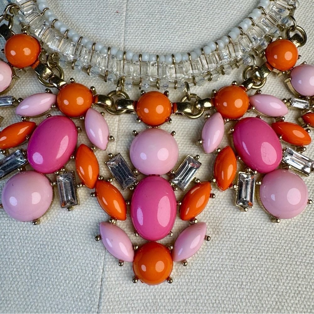Multicolored Rhinestone and Resin Statement Bib Necklace Pink Orange White Gold - Picture 3 of 8